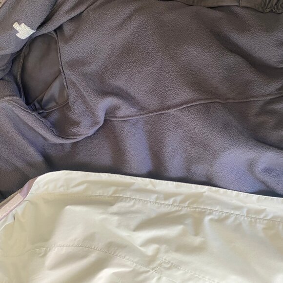 The North Face 3 in 1 women’s coat - Picture 5 of 7
